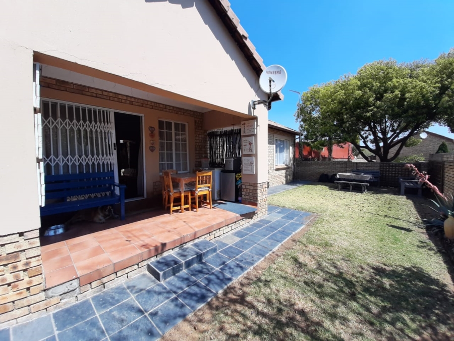 3 Bedroom Property for Sale in Sasolburg Ext 11 Free State